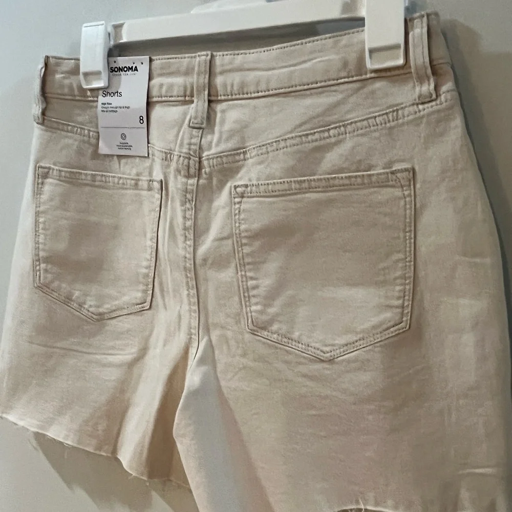 Sonoma Bermuda Shorts, size 8, new!